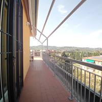 Scandicci, Attico 5 vani con posto auto