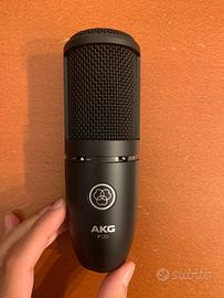 AKG P120 - Microfono a condensatore