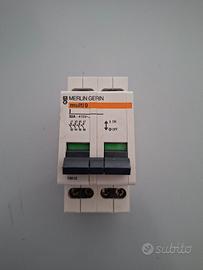 Componenti elettrici vari (9 pezzi)