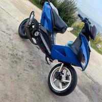 Aprilia SR