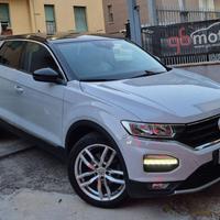 VOLKSWAGEN T-Roc 1.5 TSI BlueMotion Full