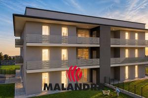 Appartamento di 116 m² con 4 locali e box auto a O