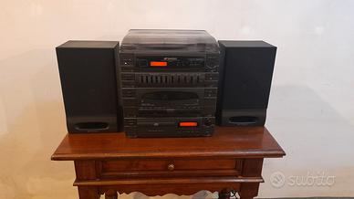 Stereo con giradischi