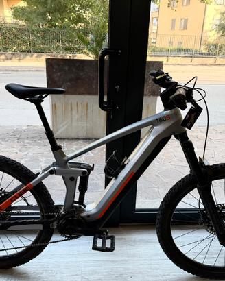 CUBE Stereo Hybrid 160 HPC SL 750 in carbonio