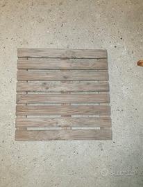 quadrotti in legno da giardino