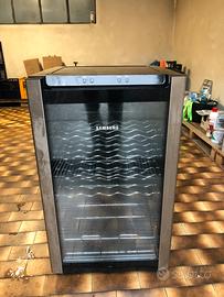 Cantinetta vino Samsung 33 bottiglie