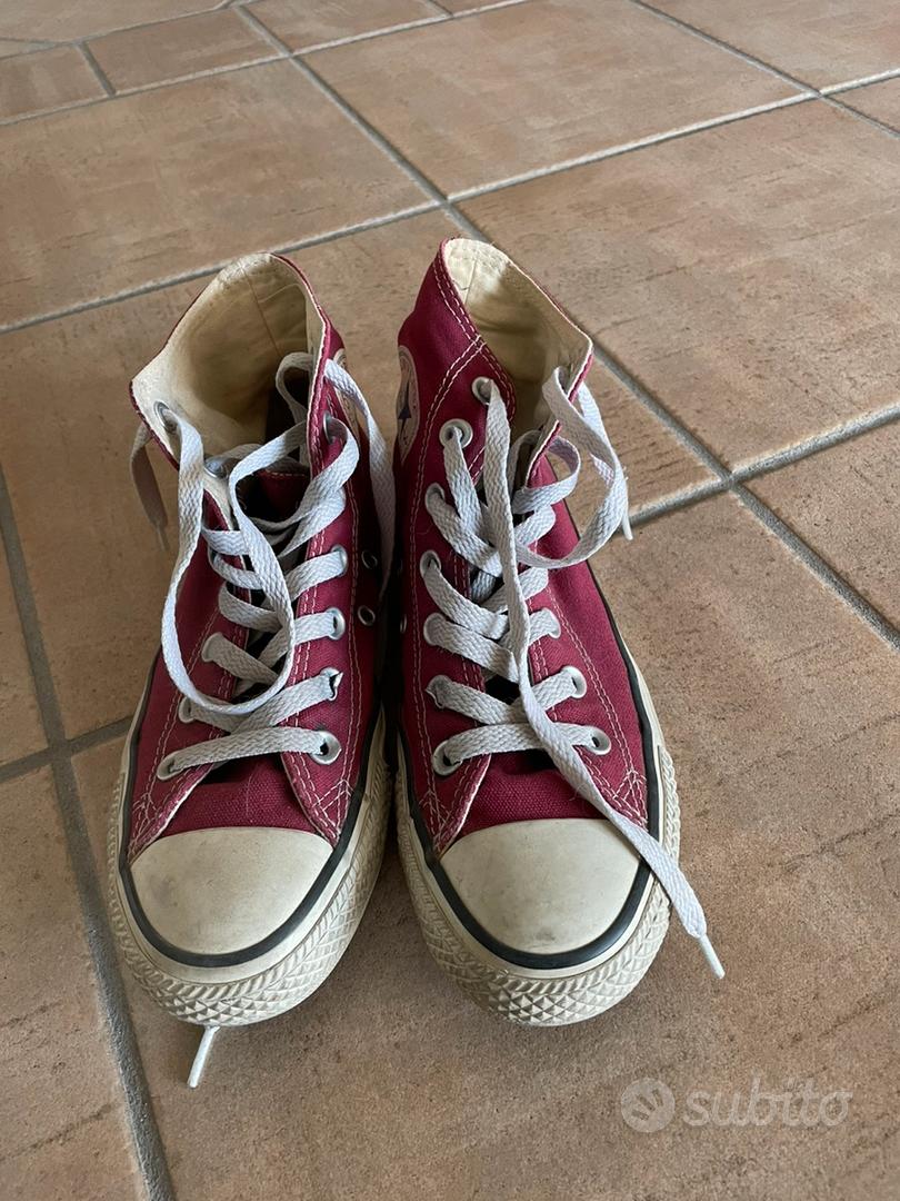 Converse nere 37 usate 2025