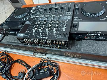 Console completa 2 CDJ 700 + DJM800 pioneer