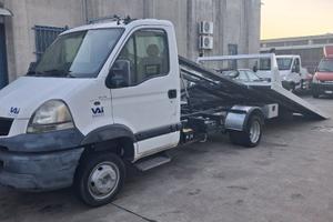 RENAULT CARROATTREZZI carroattrezzi