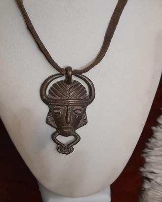 ciondolo maschera africana per collana 