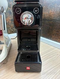 Macchinetta da caffe Illy