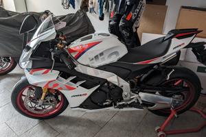 Aprilia RSV4 1100 Factory SpeedWhite Garanz. 2028