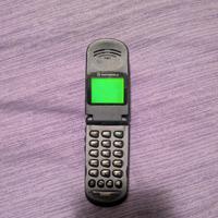 Motorola StarTAC GSM vintage – anni ’90 – 
