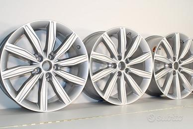 4 Cerchi Originali in lega Audi 19" sped gratis