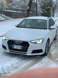AUDI A4 5ª serie - 2016