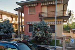 Verona, stanza vicino università medicina