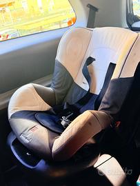 Seggiolino auto