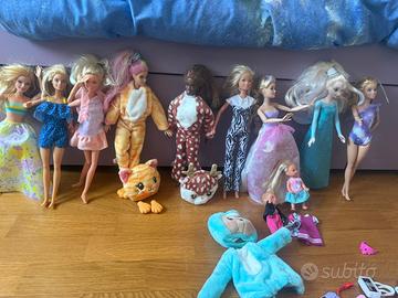 Barbie più accessori e vestiti