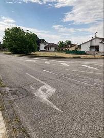 Immobile in asta di 850 m² a Curtatone