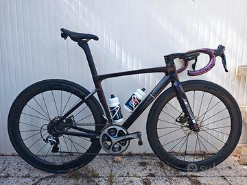 Bici da Corsa in Carbonio Aero