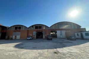Immobile in asta di 3576 m² a Trani