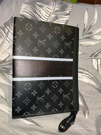 Pochette Louis Vuitton