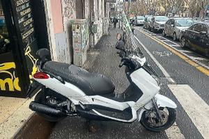 Yamaha X-Max 250 fine 2008 - PERMUTE