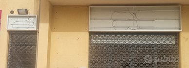 Insegna luminosa a Cassonetto