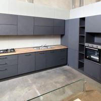 Cucina NUOVA adattabile di esposizione!