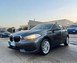 Bmw 120d xDrive 5p. Business Advantage Automatico