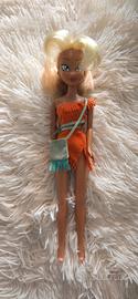 Bambola Flora Winx Club Fashion Set

