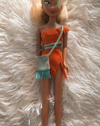 Bambola Flora Winx Club Fashion Set

