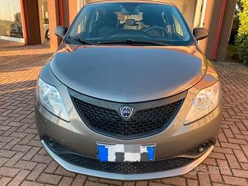 Lancia Ypsilon 1.2 69 CV 5 porte GPL Ecochic Elefa