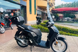 HONDA SH 150 TUTTO INCLUSO ANCHE PASSAGGIO! MINI