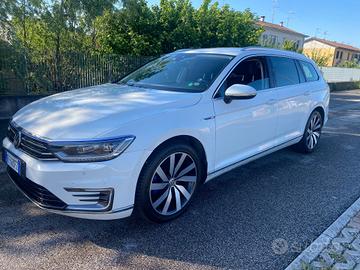 Volkswagen Passat Variant 1.4 GTE DSG Plug-In-Hybr