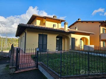 Villetta a schiera di 176 m² con 5 locali e box au