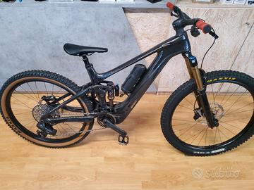 GIANT TRANCE E 400Wh + extender