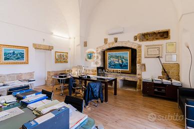 Locale commerciale - Casarano