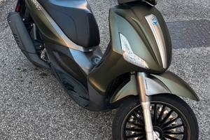 Piaggio Beverly S 300