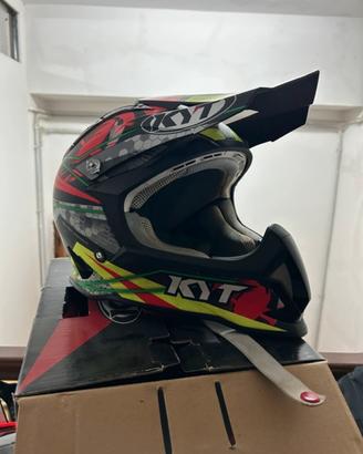 Casco cross KYT
