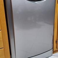 Lavastoviglie Indesit DFG 252