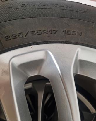 Gomme invernali con cerchi Ford Kuga 225/65 R17 10
