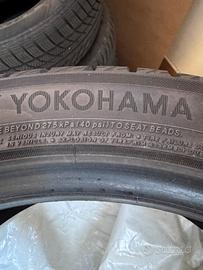 4 Gomme yokohama bluearth 225/45 R18 Invernali