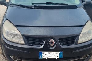 Renault Scenic 2 serie. .