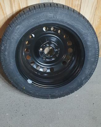 cerchio e gomma Pirelli 6000 nuova mai usata