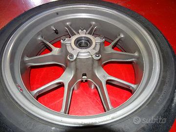 CERCHIO POSTERIORE DUCATI 999 749