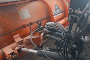 LAMA SGOMBRANEVE e SPARGISALE