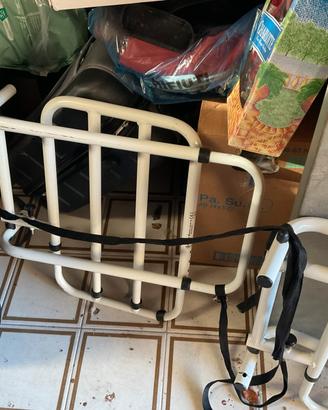 Spranghe per letto disabili
