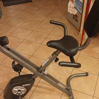 Cyclette pieghevole con display digitale velocità