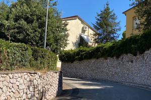 APPARTAMENTO INDIPENDENTE 1° e ULTIMO P